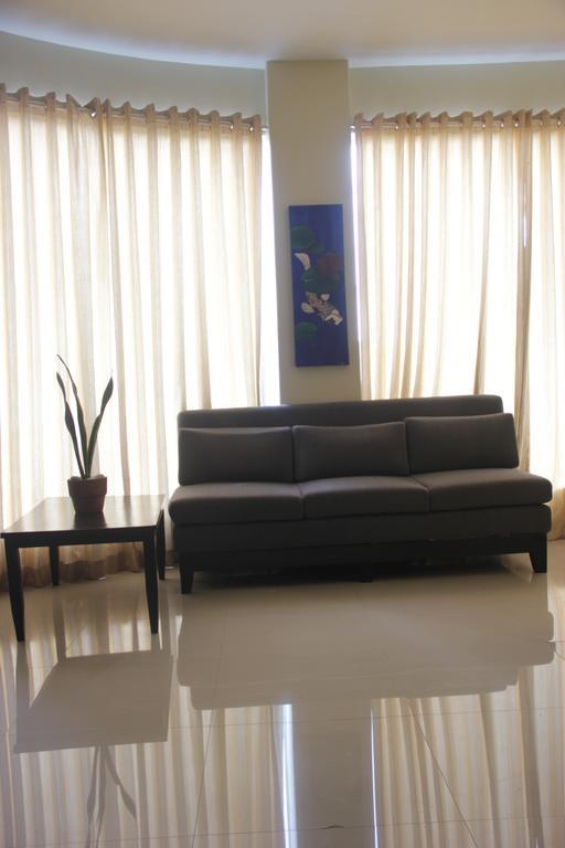 Arabelle Suites Tagbilaran-stad Buitenkant foto